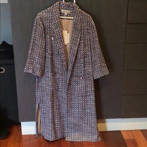 Beautiful spring midi coat . Never worn . Size m